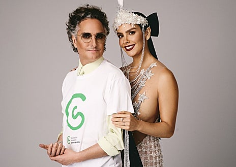 Imagem Secundária 1. Josie trabalhou como estilista de Cristina Pedroce em Las Campanadas durante onze anos.