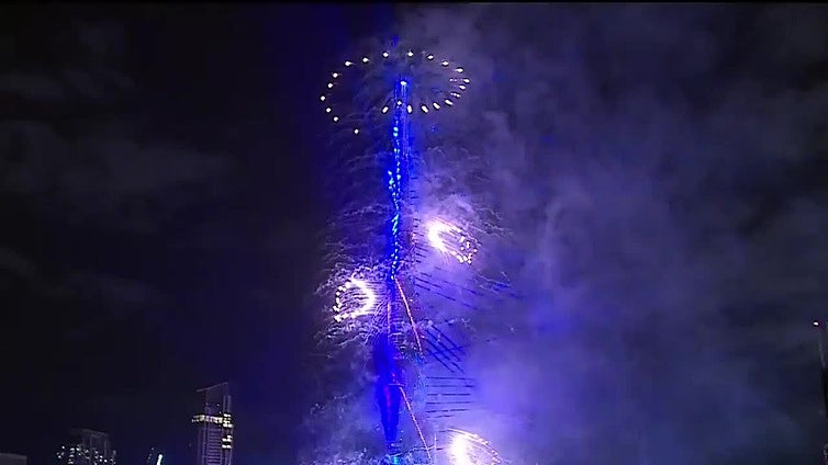 Dubái da la bienvenida al Año Nuevo 2026