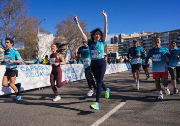 Las zapatillas de Isabel Díaz Ayuso: de marca española y con un guiño a Madrid