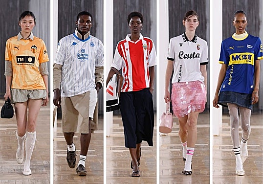 Algunos de los 'looks' que se presentaron en LaLiga Fashion Night.