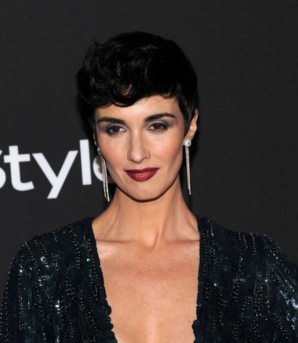 En 2015, Vega estrenó su corte de pelo más radical, un duendecillo.