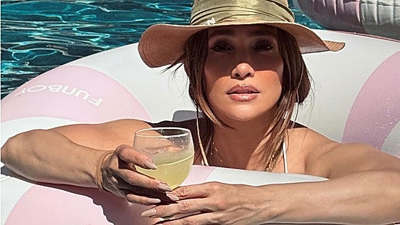 Manicura de verano: los colores y diseños que más se llevan
