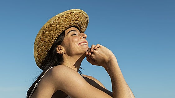 Aftersun o crema hidratante, ¿cuál es mejor después de un día de sol?