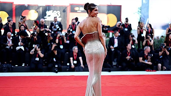De Eugenia Silva a Carlos Sainz: los looks de los famosos en la inauguración del Festival de Venecia 2026