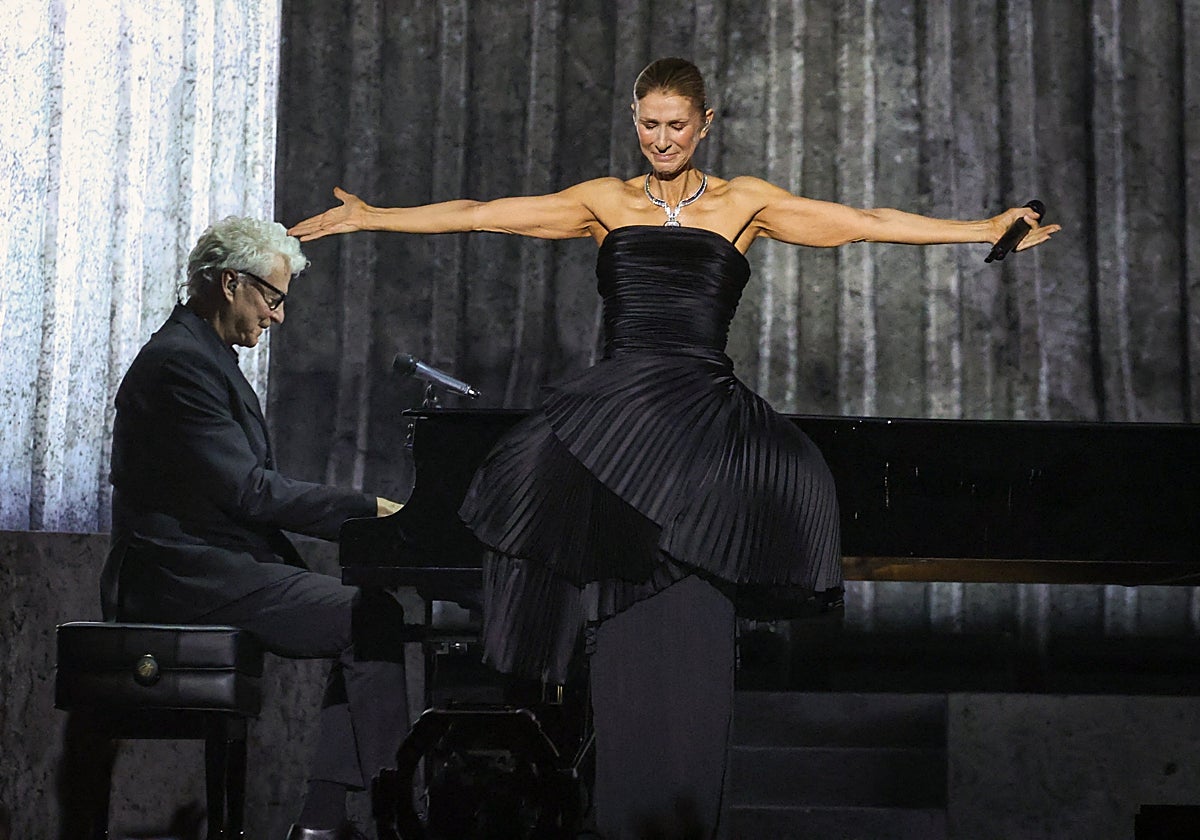 El espectacular look elegido por Celine Dion para su vuelta a los escenarios