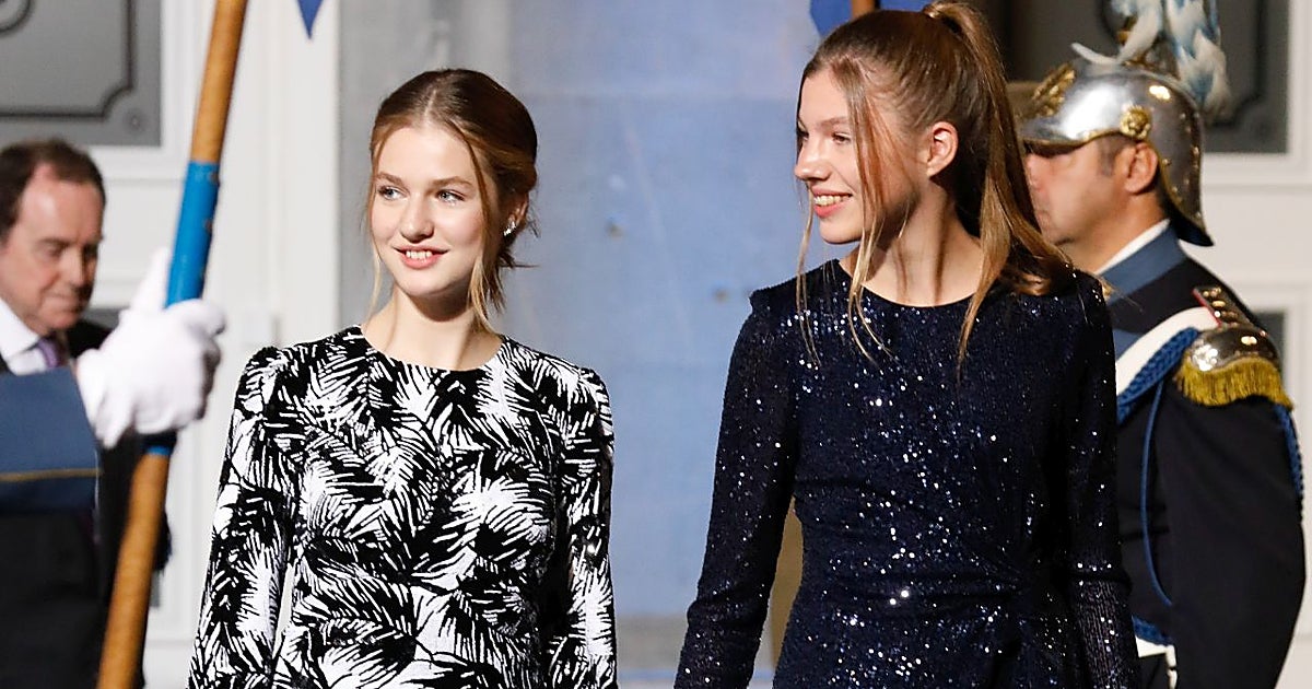 Así ha cambiado el estilo de la Princesa Leonor y la Infanta Sofía en los Premios Princesa de Asturias: todos sus looks