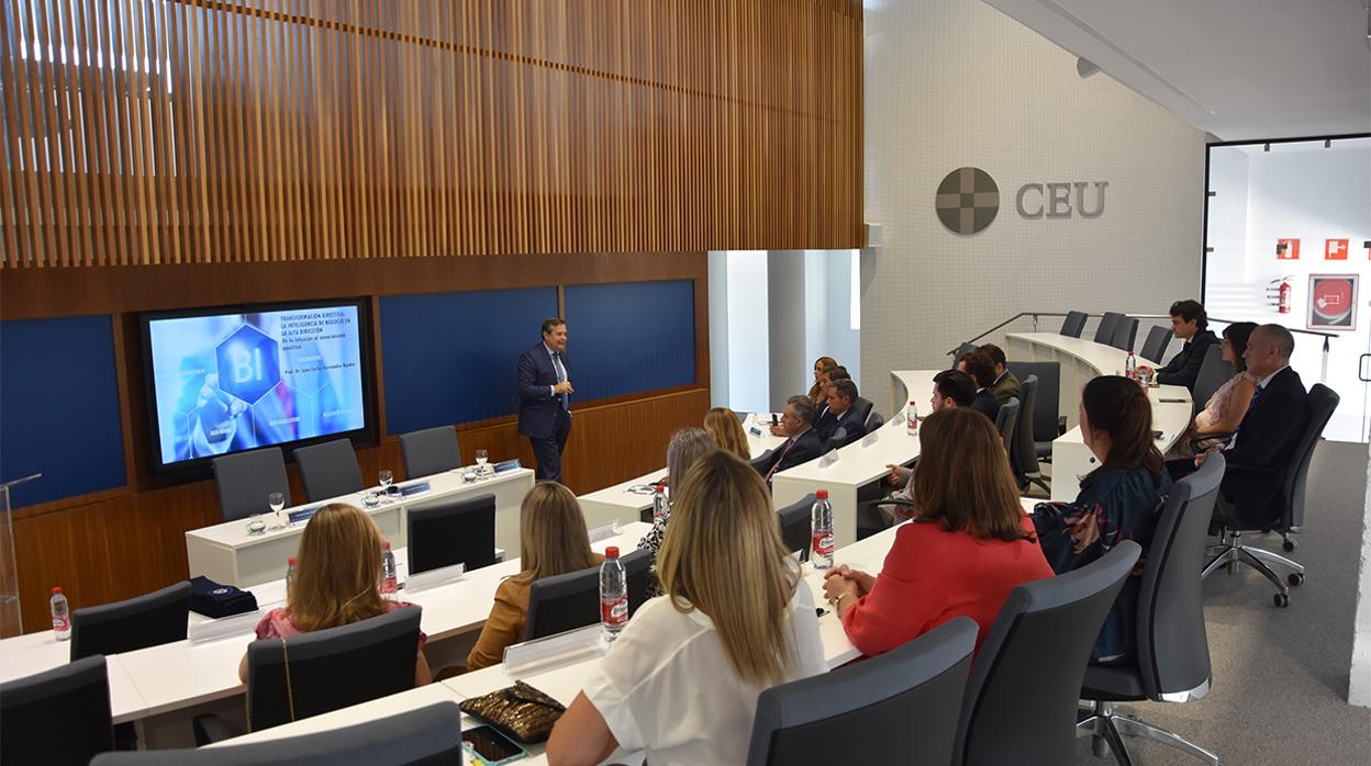 Clausura de las diferentes ediciones del Programa de Transformación Directiva del Instituto de Posgrado CEU Andalucía