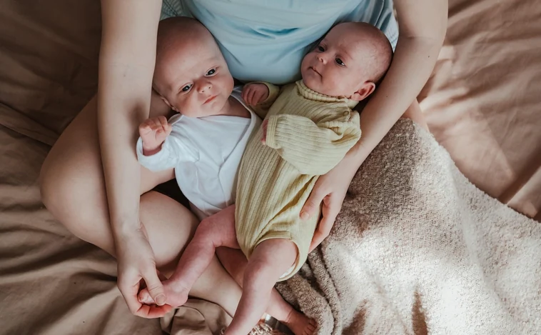 Madres de gemelos: ¿Súper fértiles o lotería?