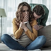 «El estrés de los tratamientos de fertilidad solo es comparable con los tratamientos oncológicos»