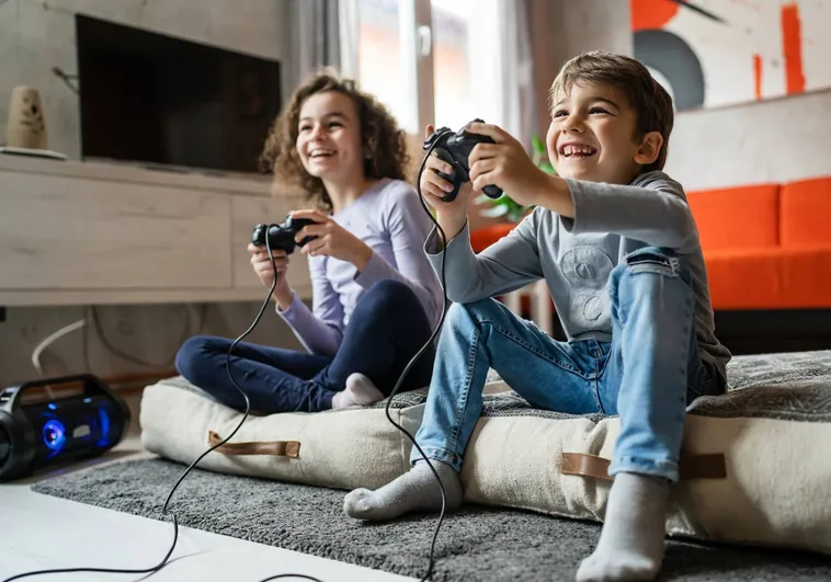 5 habilidades valiosas que tus hijos pueden aprender jugando a los videojuegos