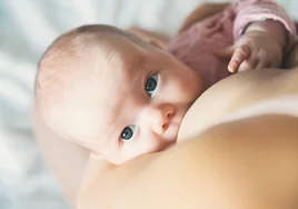 La lactancia disminuye el riesgo de que el bebé padezca TDAH o alteraciones de la conducta