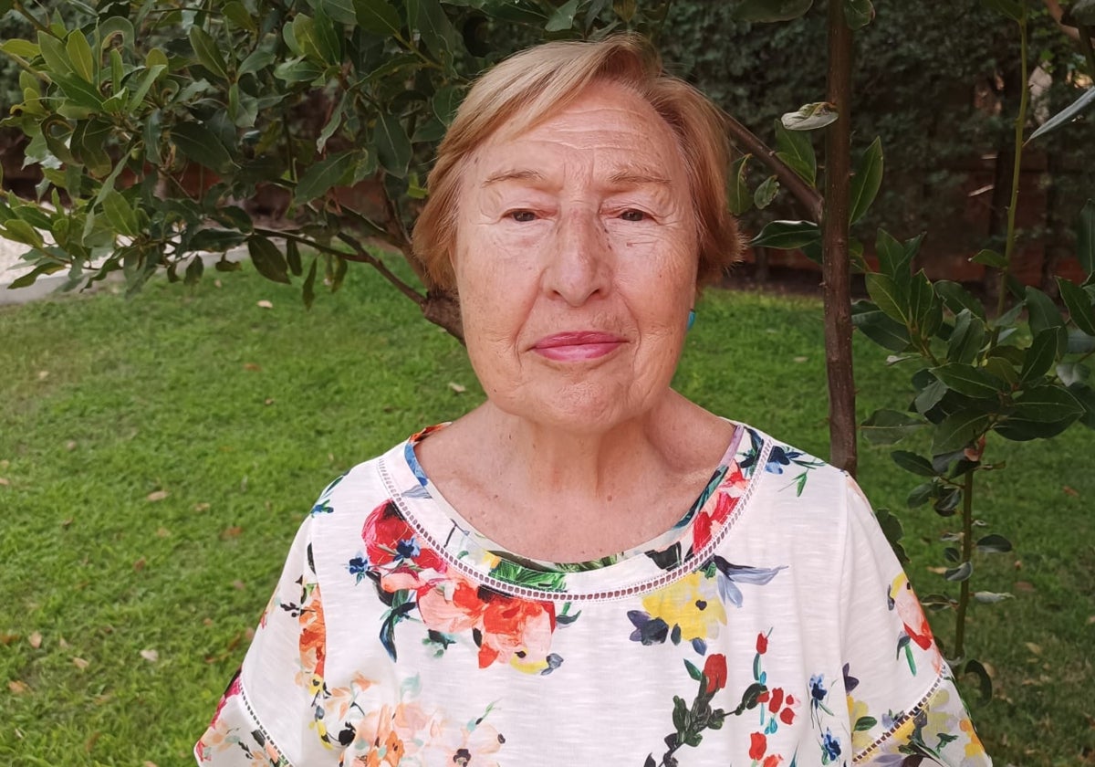 Antonia tiene 87 años, fue abuela a los 81 y está feliz de tener a sus 3 nietos