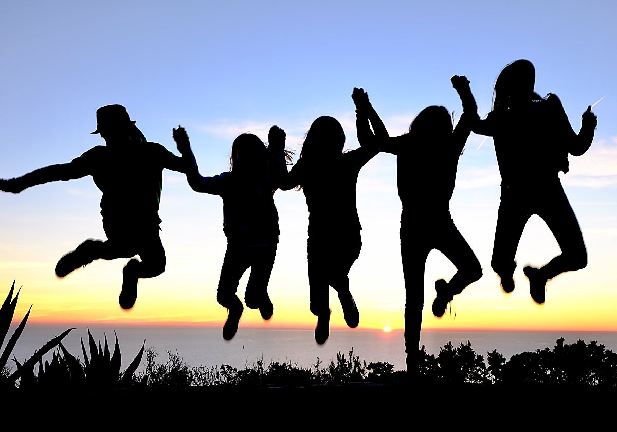 Según la FEFM. «no solo no se incentiva la natalidad, sino que se penaliza tener hijos»