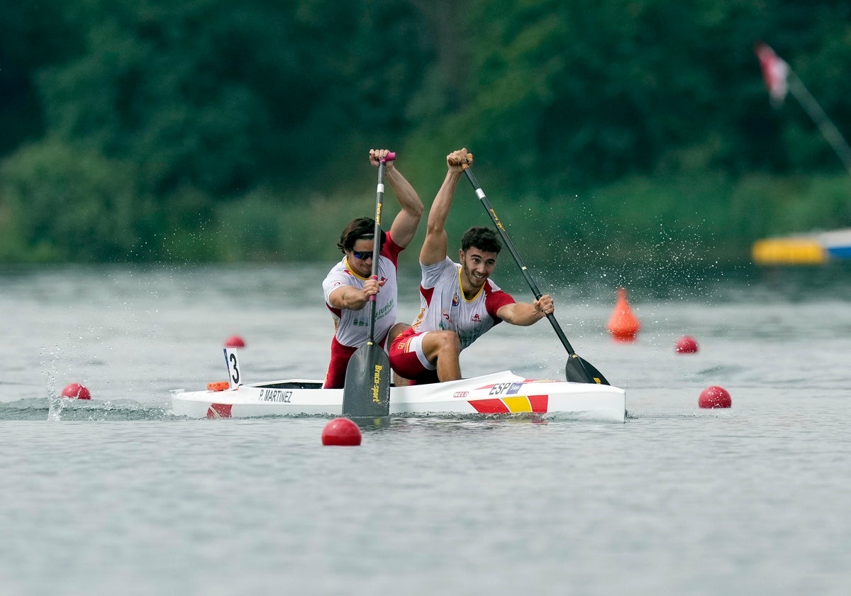 Pablo Martínez y Cayetano García de la Barabolla, campeones del mundo en Piragüismo C-2.500 metros en Halifax (Canadá 2022)