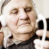 Musicoterapia, la medicina que despierta los recuerdos en pacientes de Alzheimer