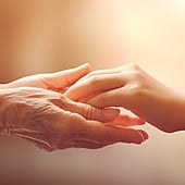 «El que hoy no es mayor lo será mañana, por lo que debe sembrar para tener un buen futuro»