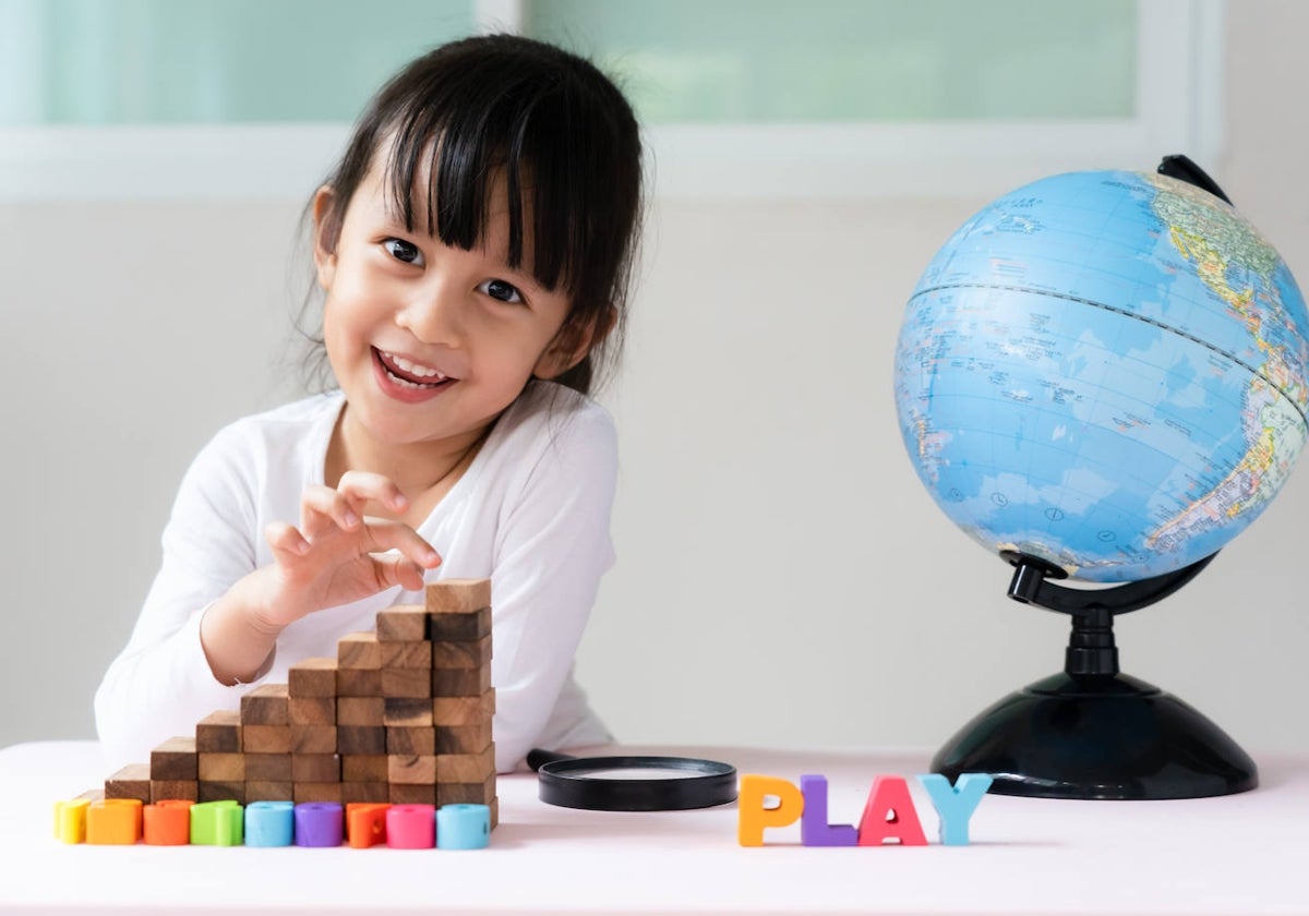 Aprender nuevos idiomas durante la infancia tiene una serie de beneficios muy significativos para el desarrollo cognitivo y social de los niños