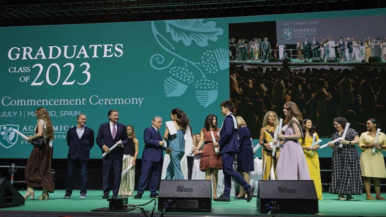 La mayor graduación de High School del mundo se celebra de nuevo en Madrid