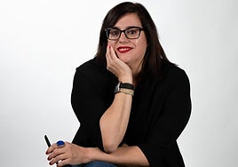 Beatriz Izquierdo : «Se han dado móviles a los niños porque nadie imaginó que un depredador sexual podría entrar en nuestros hogares»