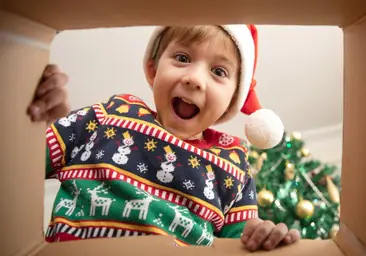 Este es el terrible efecto que provoca en tu hijo recibir más de 4 regalos