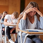 Un profesor de Bachillerato advierte del error de los padres con los hijos que estudian para la PAU