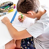 'Summer Slide': qué es y por qué no afecta a todos los niños por igual