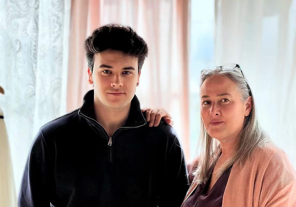 Los faldones de bebé que una madre e hijo cosen en Zamora y triunfan en Emiratos Árabes