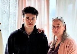 Los faldones de bebé que una madre e hijo cosen en Zamora y triunfan en Emiratos Árabes