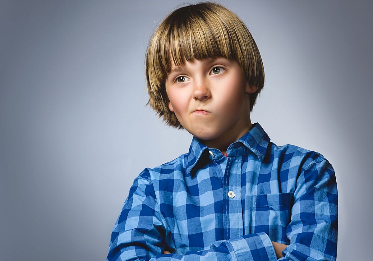 Pensamiento crítico: el legado más importante que puedes dejar a tu hijo para que no lo manipulen