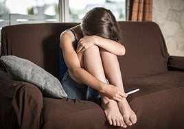 Embarazo adolescente: «En un segundo pasan de la infancia a ser adultos. Pierden su identidad»