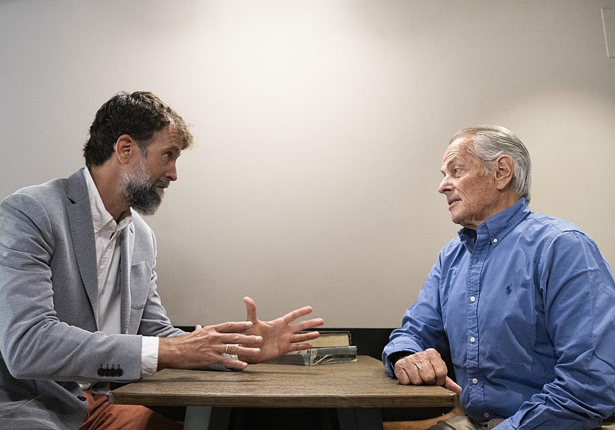 Un superviviente de los Andes, a un psicólogo: «Sabemos que hay personas que han salido de la depresión tras escucharnos»