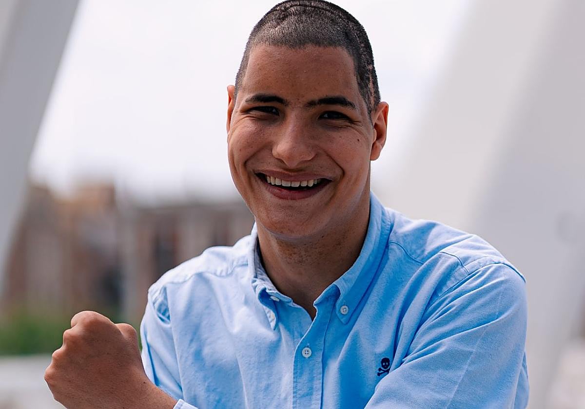 Roquestar, 18 años, parálisis cerebral y 50 operaciones: «¡Actitud positiva, siempre!»