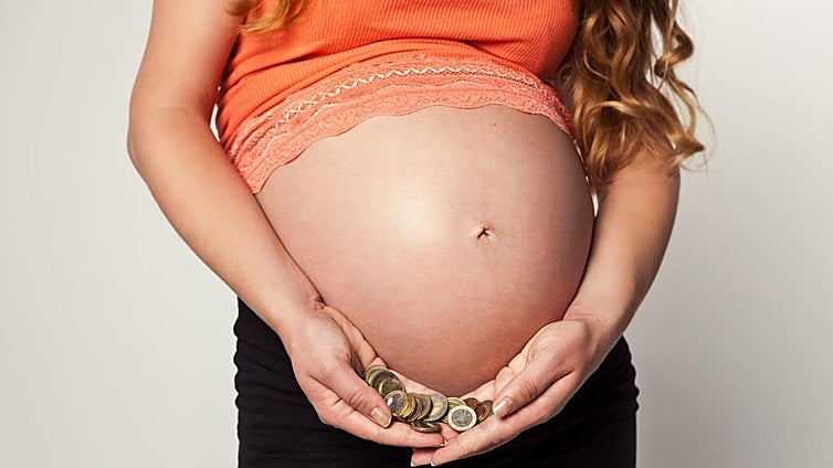 «El Estado destina 21,11€ al año por mujer embarazada: ¿con ese dinero qué puede hacer?, ¿comprar una bolsa de pañales?»