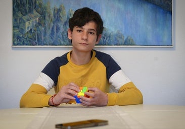 Los jóvenes de 15 años que se niegan a tener redes: «No estamos 'out'»