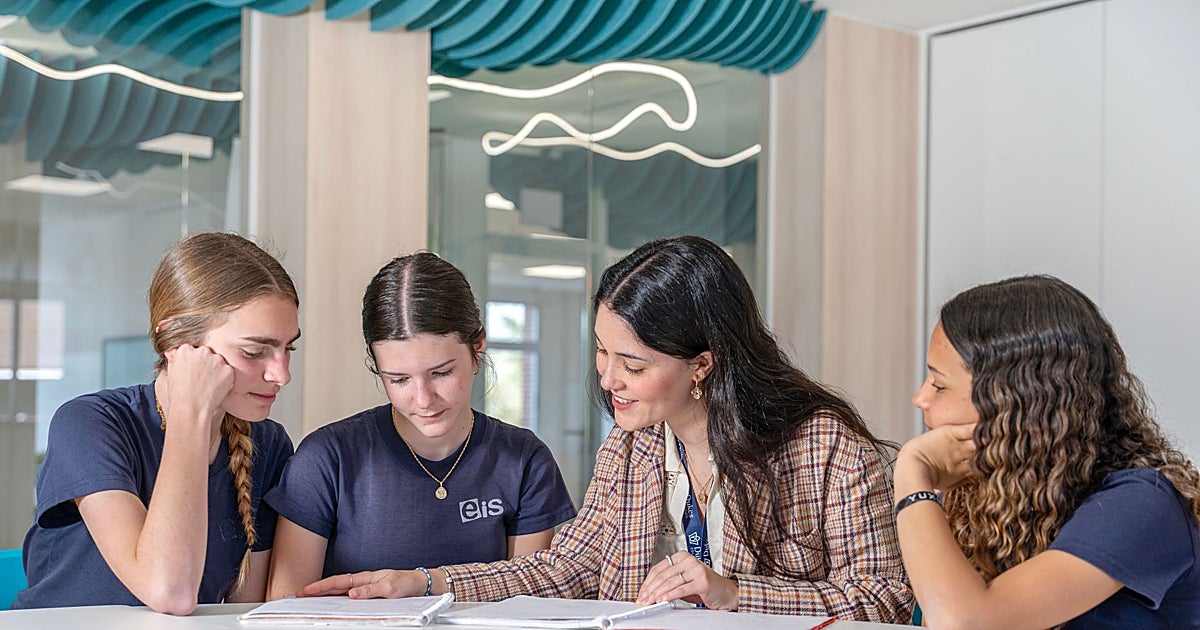 Las cinco claves de Dukes Education para acompañar a los adolescentes en la elección de su futuro