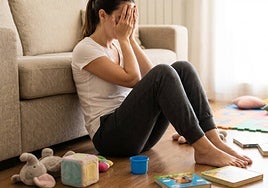 La paradoja de la maternidad moderna: nunca tan informadas, nunca tan solas