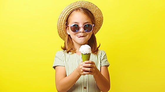 La regla de 'Ellyn Satter' y otros trucos de alimentación infantil en verano