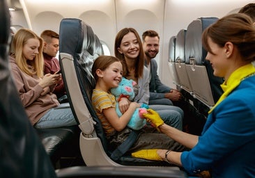 Viajar en avión con niños y sin dramas empieza mucho antes de despegar