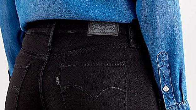 Levi's color negro