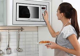 Versatilidad y elegancia con el microondas incorporado Cecotec ¡que ahora tiene 148€ de descuento!