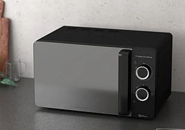 Innovador y sofisticado: así es el microondas de Cecotec más buscado en PcComponentes