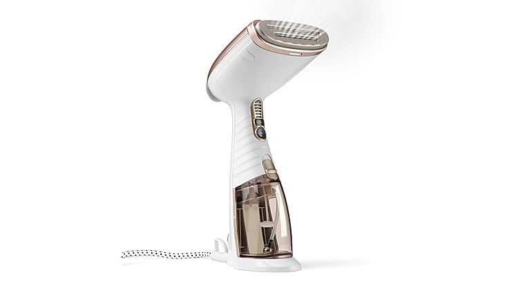 Probamos las mejores planchas de vapor vertical