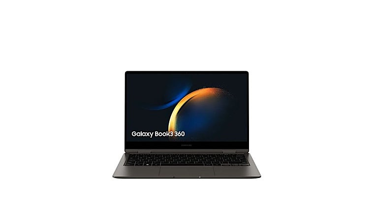 ¡Ofertón!: PcComponentes rebaja más de 600€ este ordenador portátil convertible de Samsung
