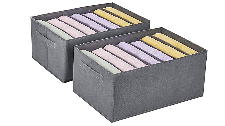 Te enseñamos los mejores trucos para organizar tus armarios