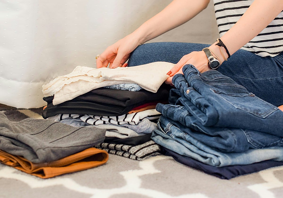 Te enseñamos los mejores trucos para organizar tus armarios