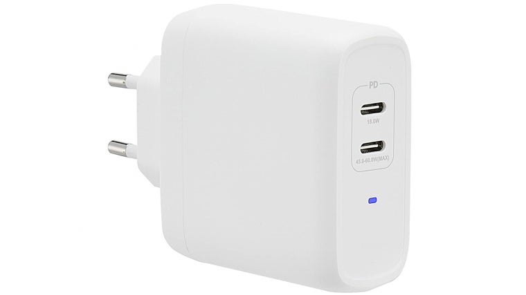 Mantén tus dispositivos móviles siempre cargados con estos enchufes USB