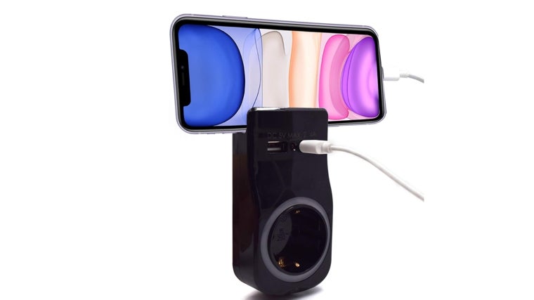 Mantén tus dispositivos móviles siempre cargados con estos enchufes USB