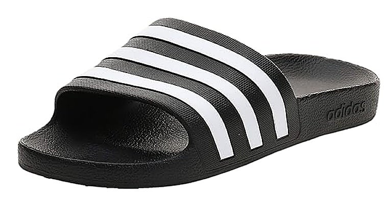 Las chanclas más cómodas del verano para no renunciar al estilo ni dentro ni fuera del agua