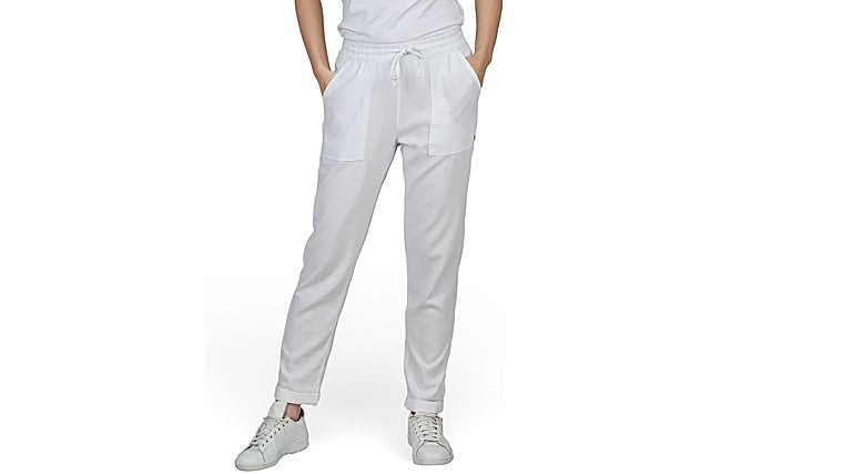 Este verano no te puede faltar en tu armario un buen pantalón de lino