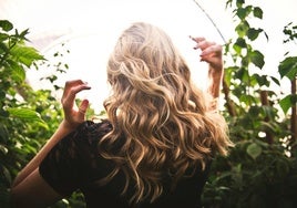 ¿Se te cae el pelo? Estos productos anticaída pueden ayudarte